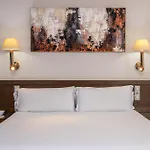 Hotel Senator 4*