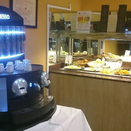 卡迪兹水疗理事酒店