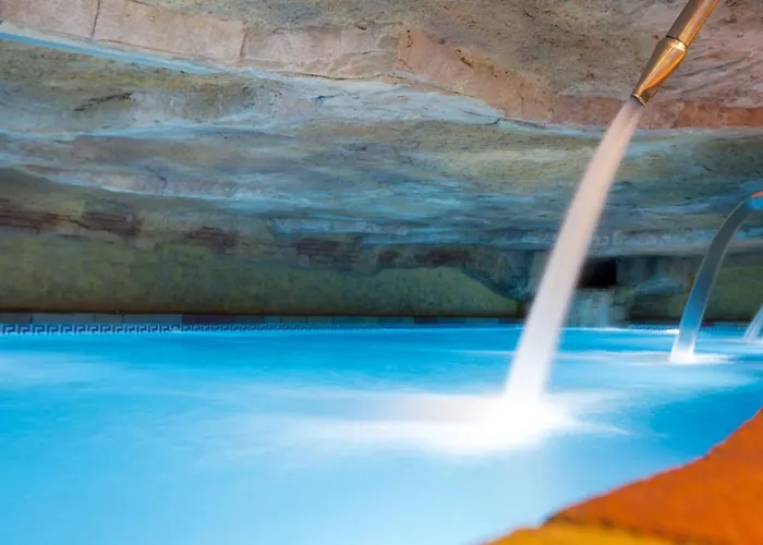 Senator カディス