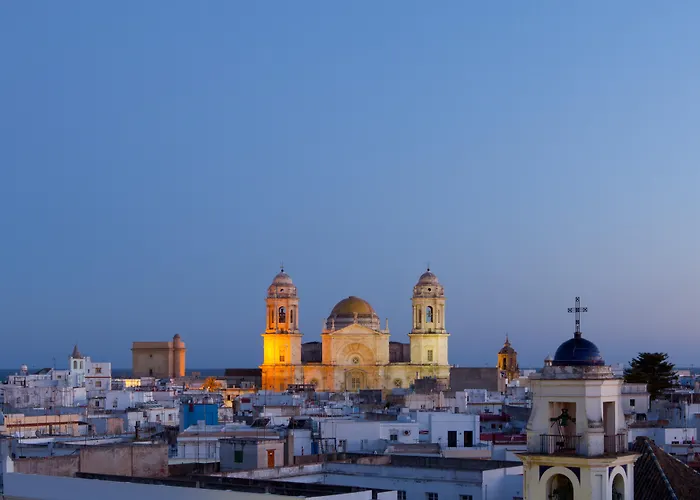 Senator فندق كاديز